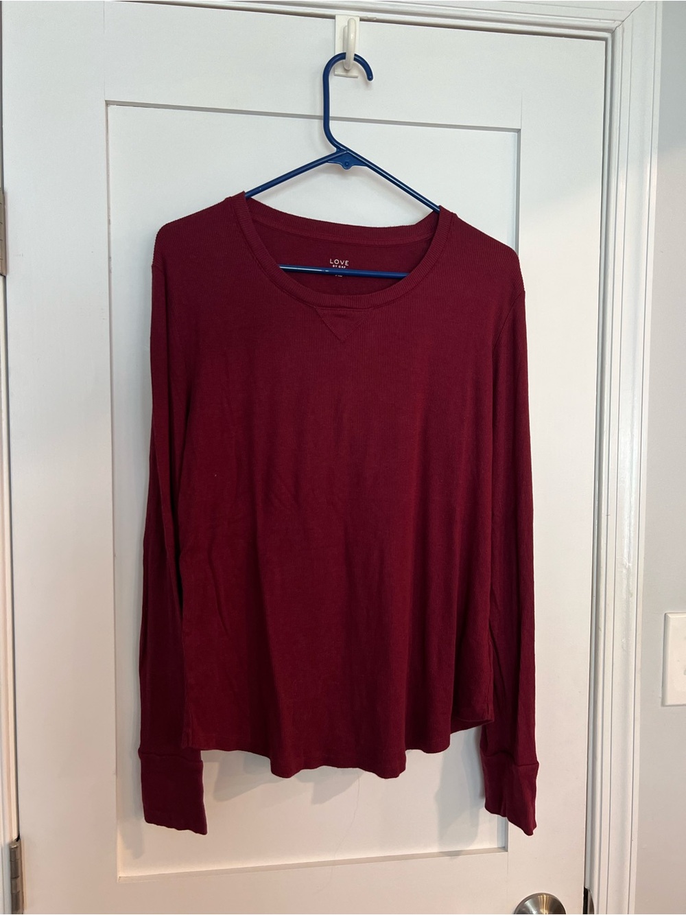 GAP LOVE Deep Wine Crewneck Tee